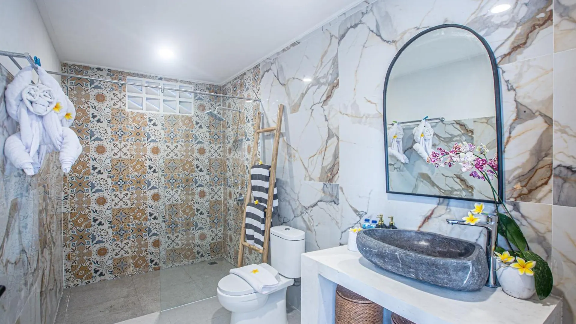 Villa Lemone 3 By Bali Villa Solutions Seminyak  Indonesia