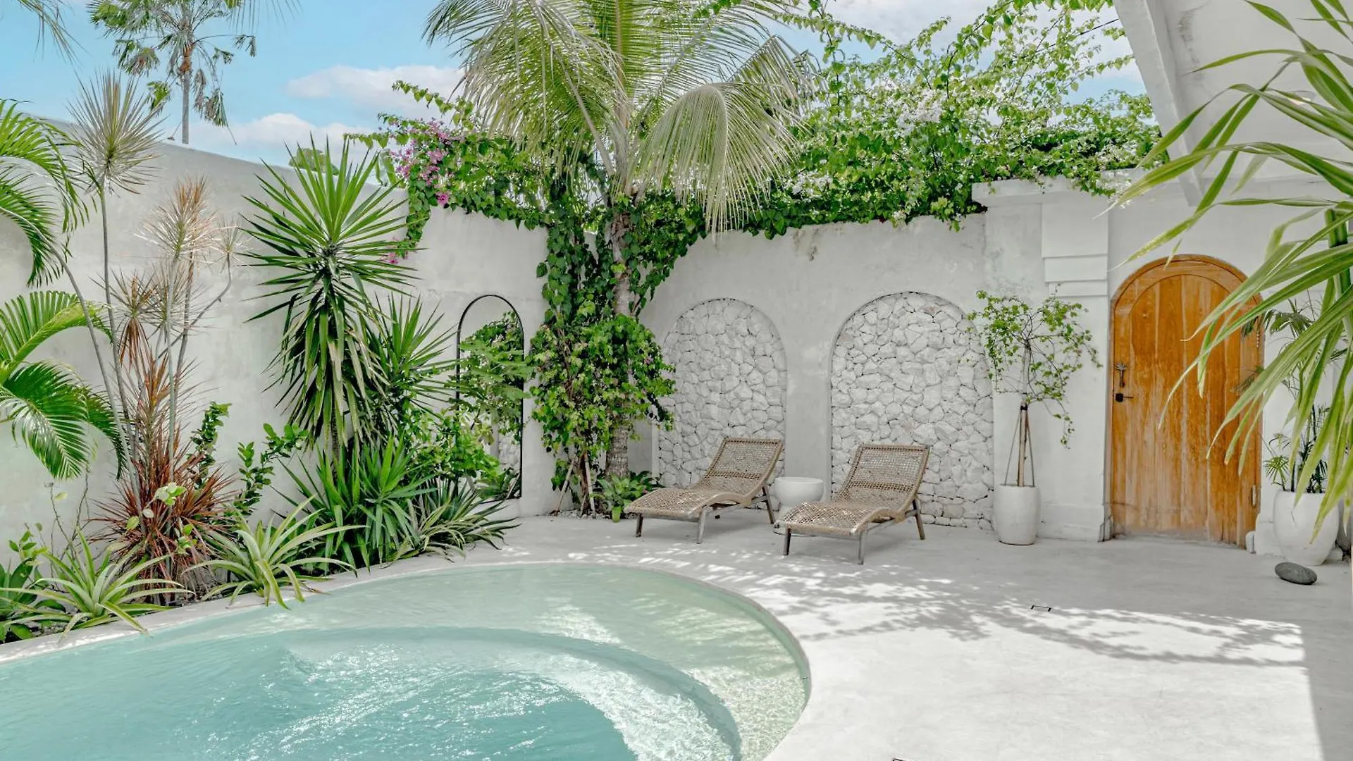 Villa Lemone 3 By Bali Villa Solutions Seminyak  Indonesia