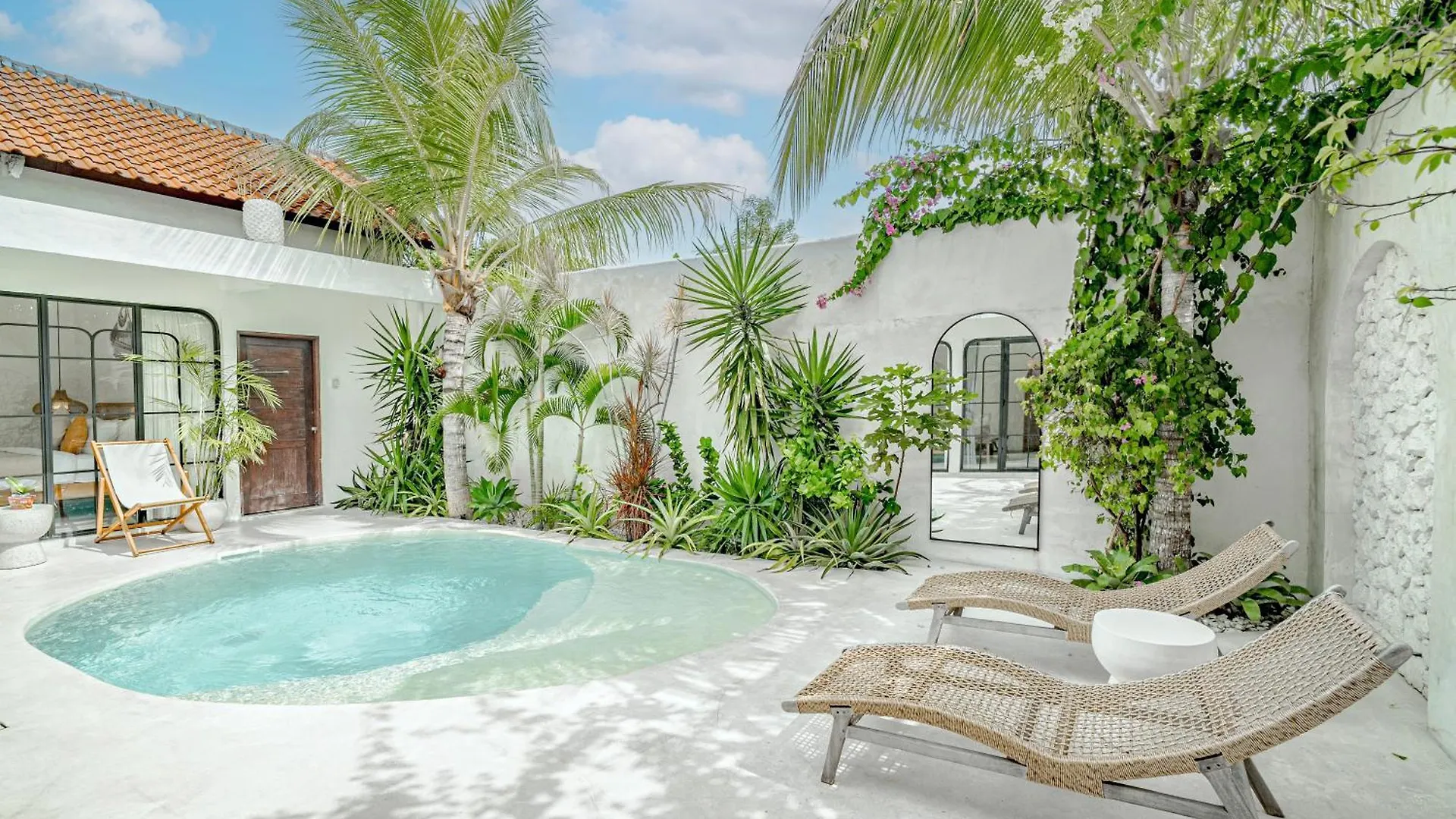 Villa Lemone 3 By Bali Villa Solutions Seminyak